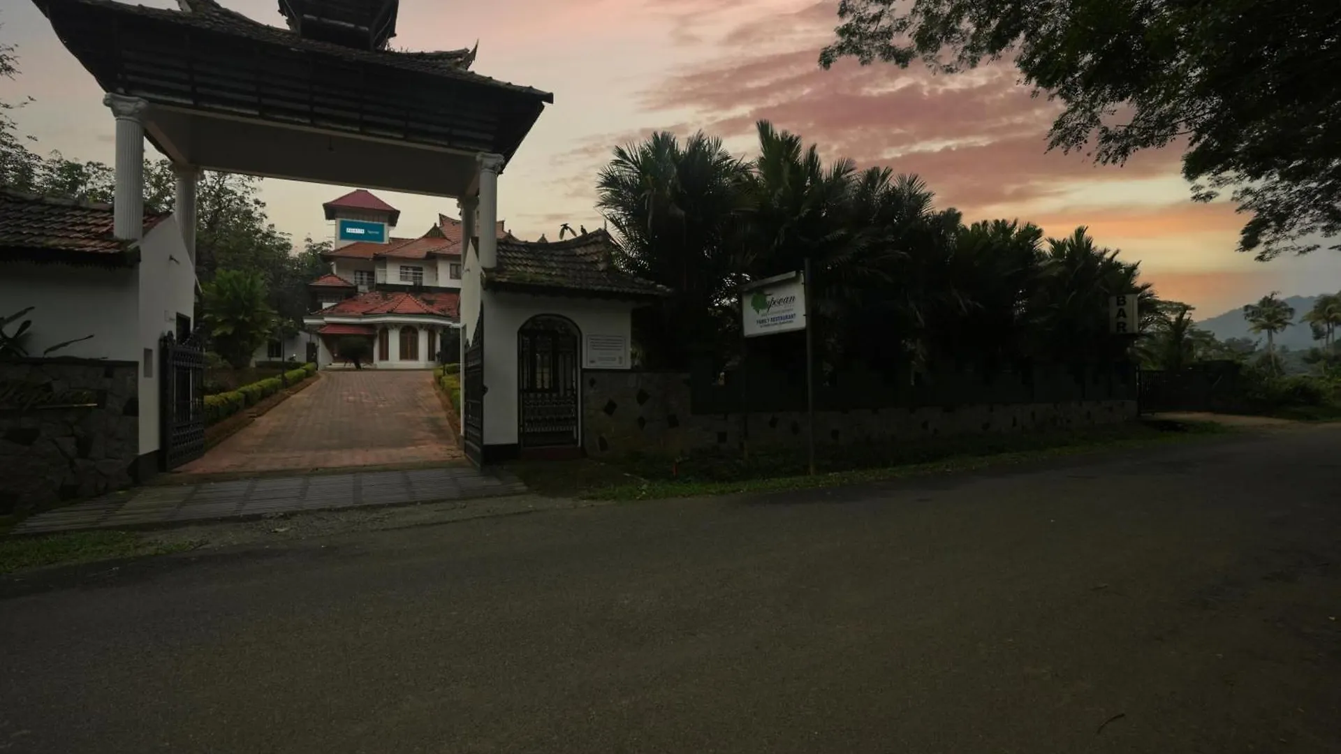 Palette Resorts- Tapovan Green County Thattakad